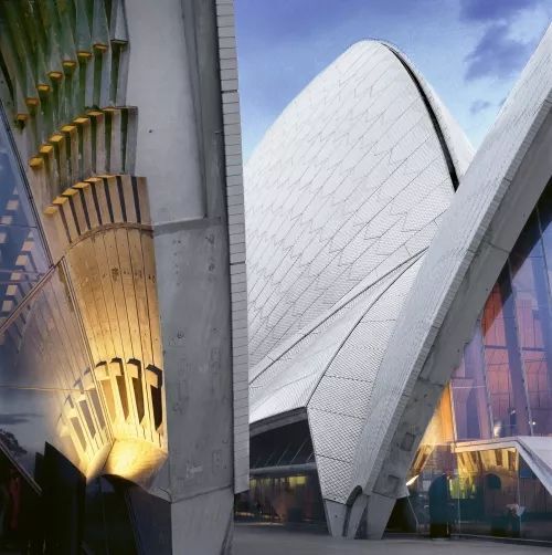 他设计了悉尼歌剧院，为何到去世都没能再去看看？